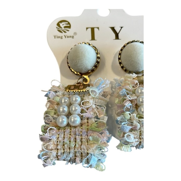 Ting Yang Cream Fringe Beaded Earrings - Picture 8 of 9
